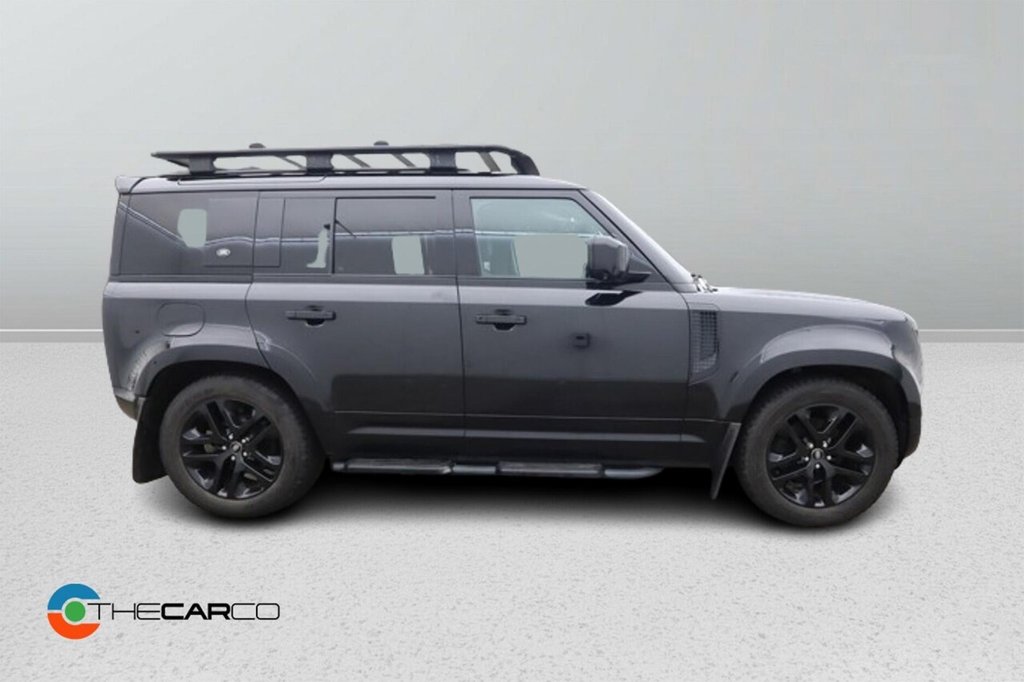 Used Land Rover Defender 2021 for sale - 77765338: Photo 5