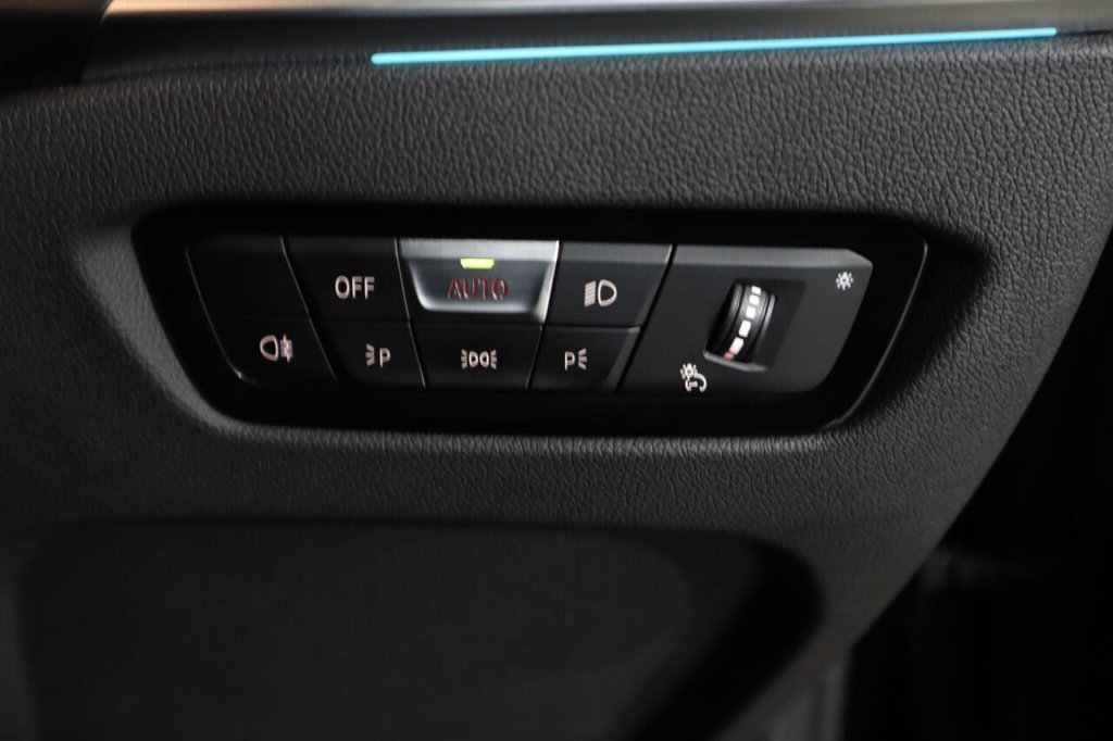 Used BMW 3 Series 2024 for sale - 77991550: Photo 24