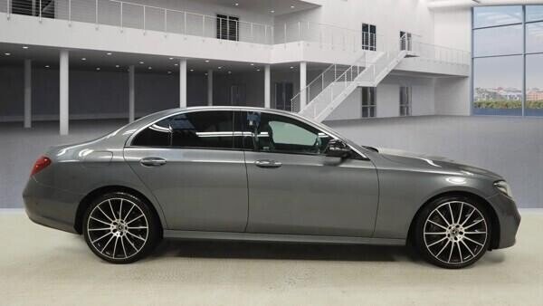 Used Mercedes-Benz E Class 2020 for sale - 77609239: Photo 4