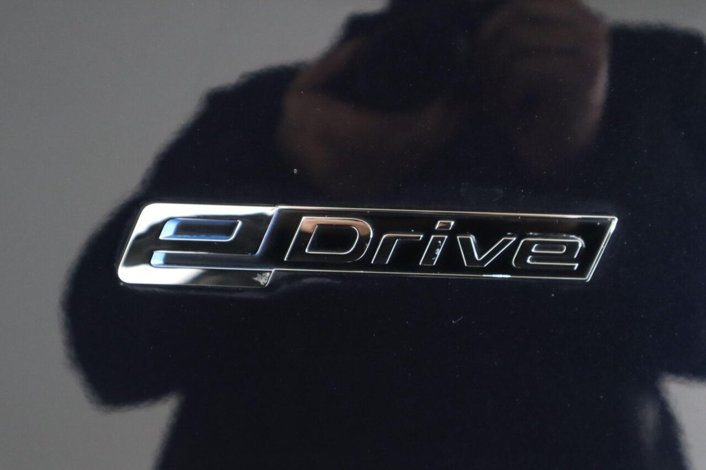 Used BMW 5 Series 2018 for sale - 76642734: Photo 32