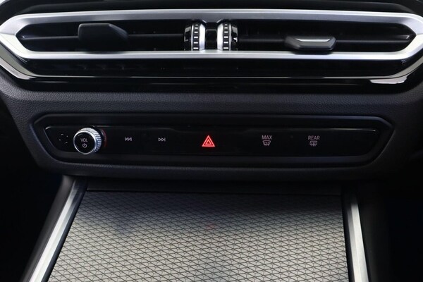 Used BMW 3 Series 2023 for sale - 75597090: Photo 34