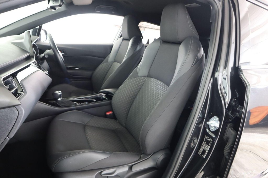 Used Toyota C-HR 2022 for sale - 76333785: Photo 45