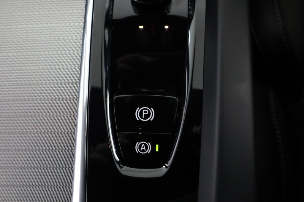 Used Volvo XC60 2022 for sale - 76406796: Photo 25