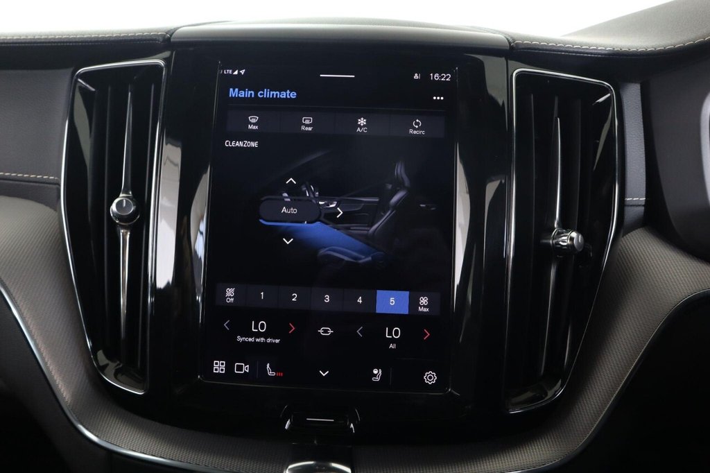 Used Volvo XC60 2022 for sale - 76406796: Photo 36