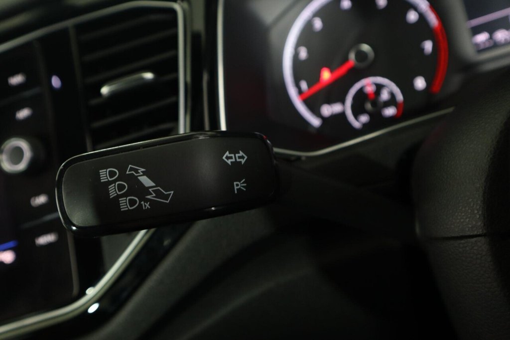 Used Volkswagen T-Roc 2021 for sale - 76496413: Photo 21