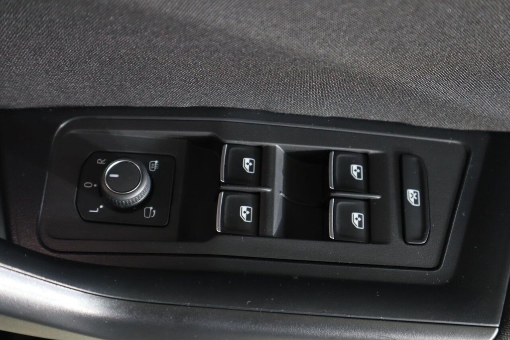 Used Volkswagen T-Roc 2021 for sale - 76496413: Photo 26