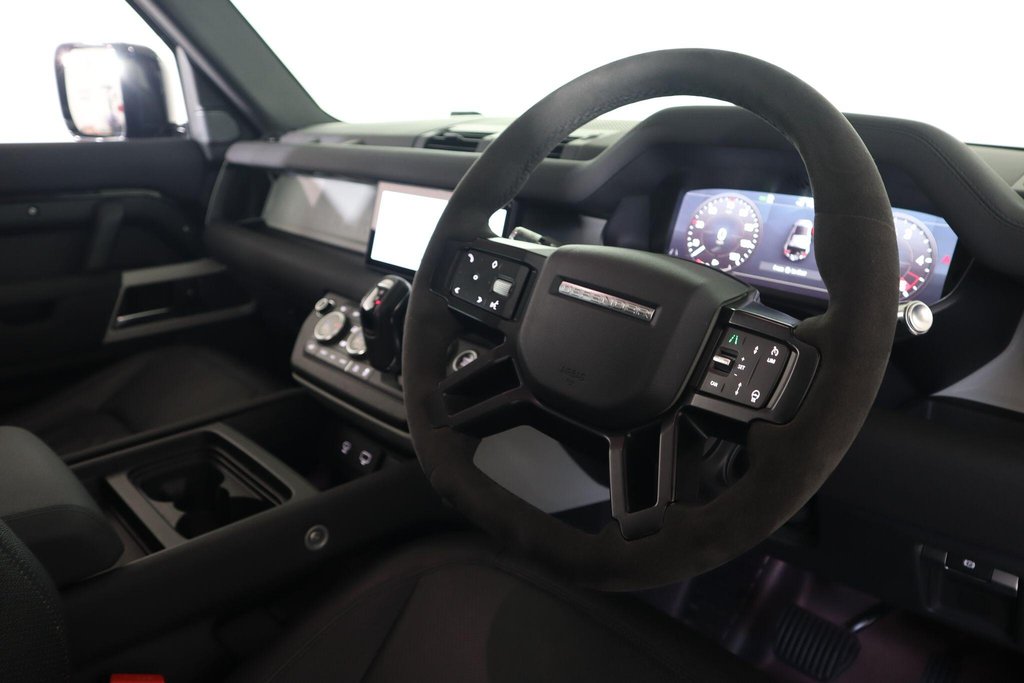 Used Land Rover Defender 110 2021 for sale - 78219282: Photo 12