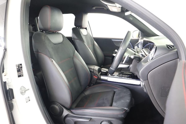 Used Mercedes-Benz GLB 2020 for sale - 75716143: Photo 14