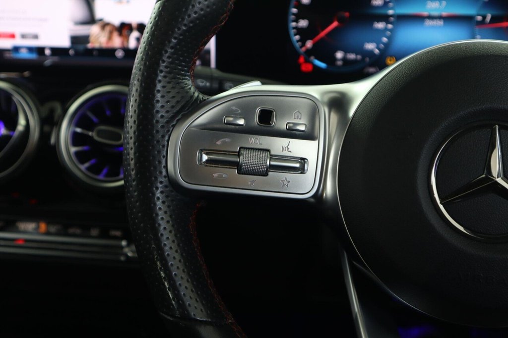 Used Mercedes-Benz GLB 2022 for sale - 77748602: Photo 17