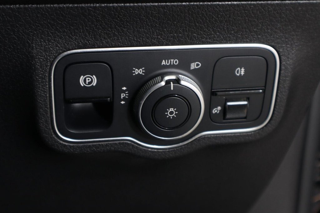 Used Mercedes-Benz GLB 2022 for sale - 77748602: Photo 22