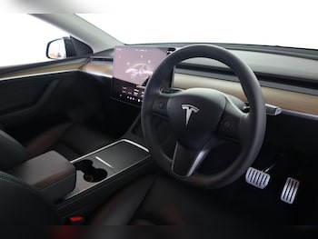Used Tesla Model Y 2024 for sale - 79210218: Photo