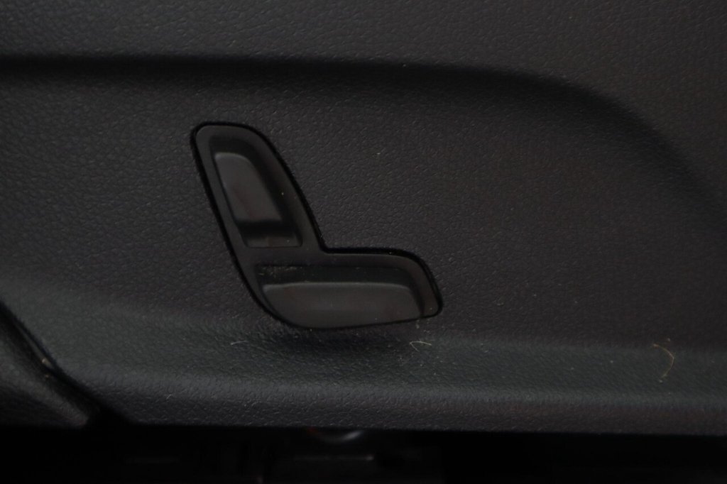 Used Mercedes-Benz GLC 2020 for sale - 76163544: Photo 26