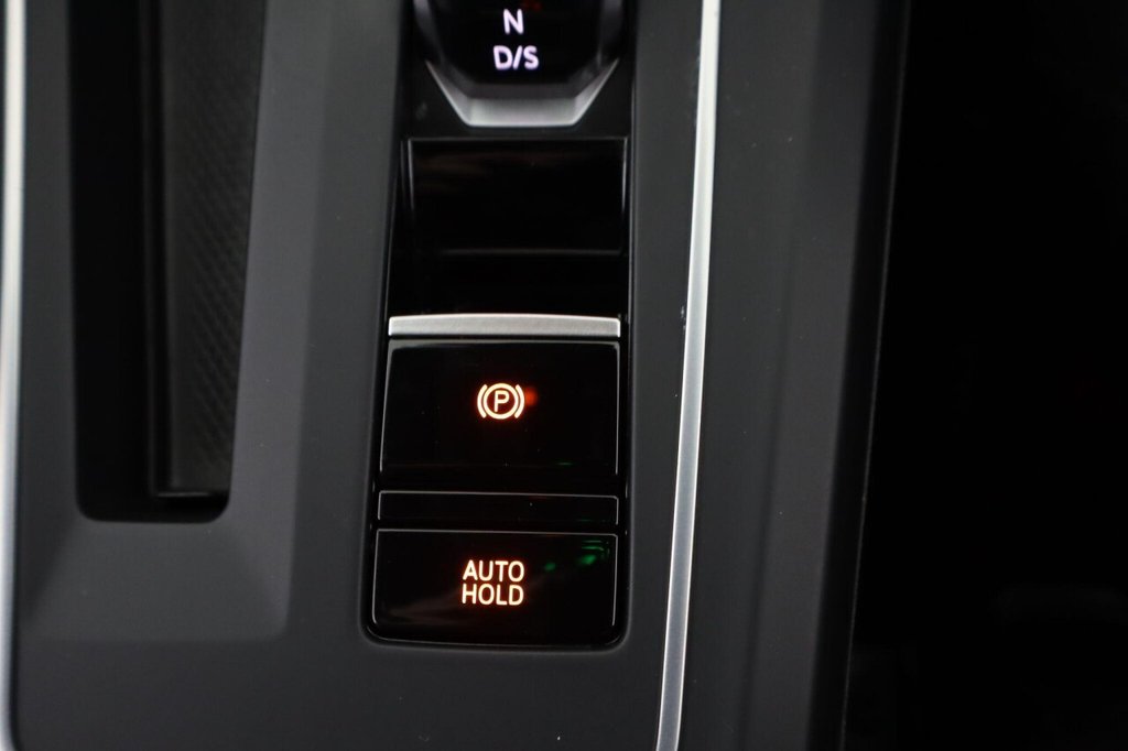 Used Volkswagen Golf 2021 for sale - 76470499: Photo 23