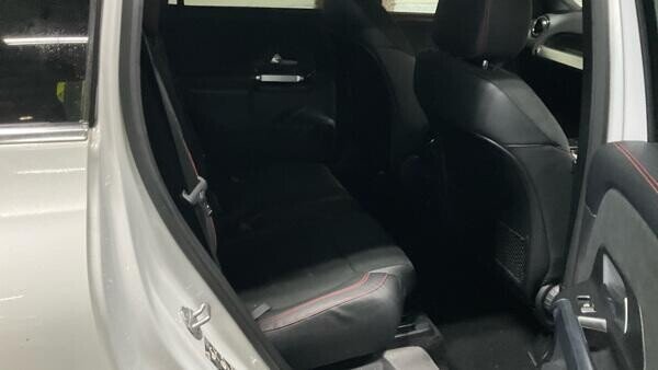 Used Mercedes-Benz GLB 2021 for sale - 77551656: Photo 6