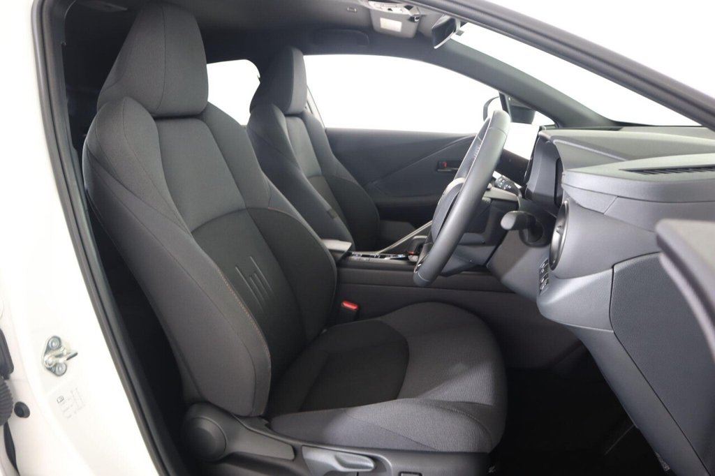 Used Toyota C-HR 2024 for sale - 77452408: Photo 12