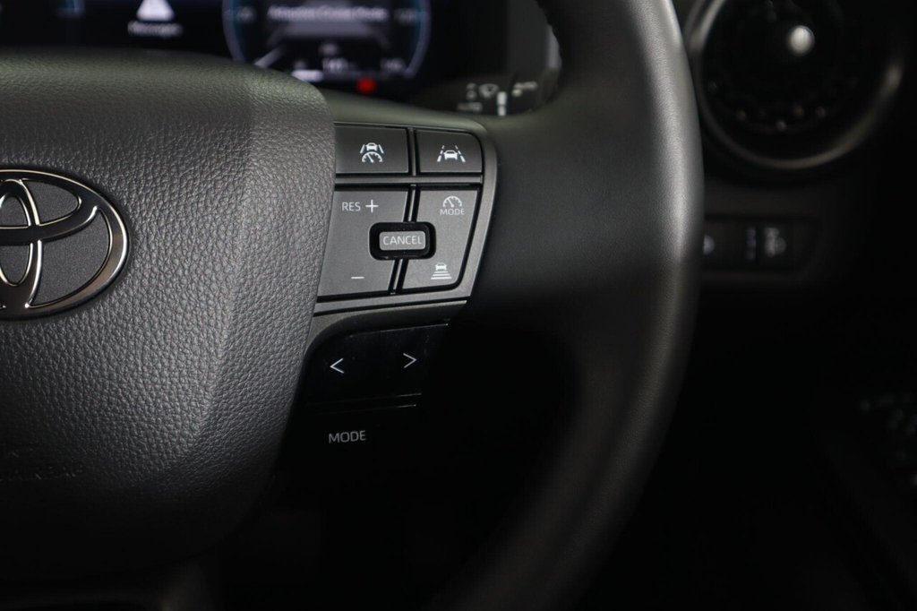 Used Toyota C-HR 2024 for sale - 77452408: Photo 17