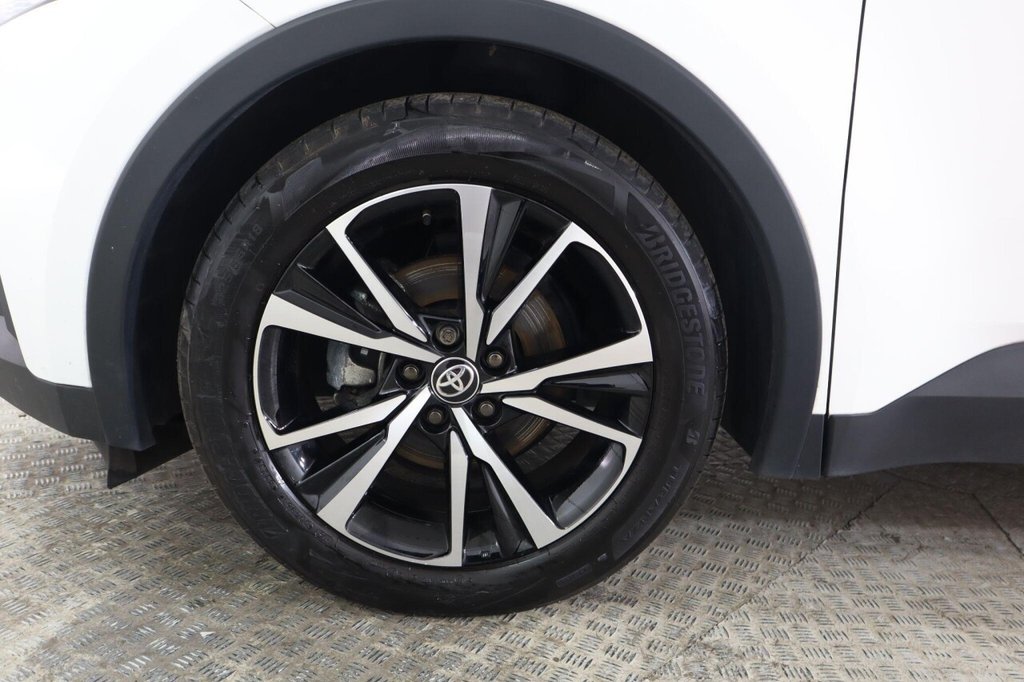 Used Toyota C-HR 2024 for sale - 77452408: Photo 31