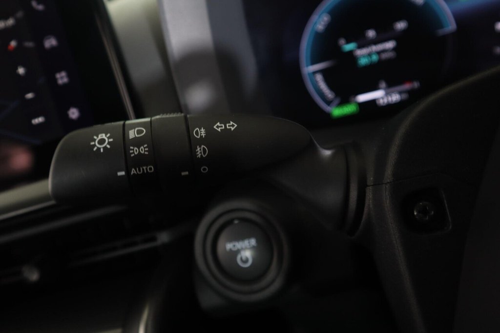 Used Toyota C-HR 2024 for sale - 77452408: Photo 50