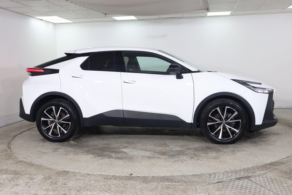 Used Toyota C-HR 2024 for sale - 77452408: Photo 9