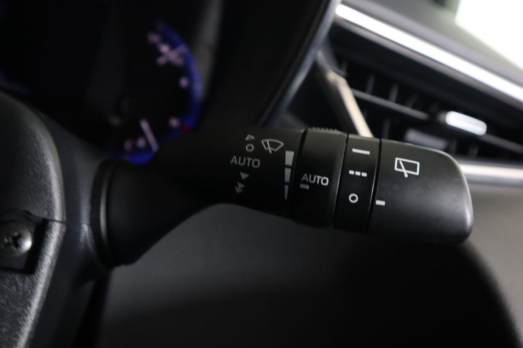 Used Toyota Corolla 2020 for sale - 76376010: Photo 19