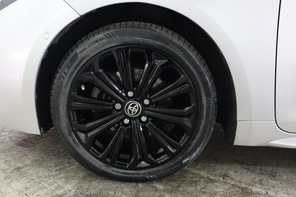 Used Toyota Corolla 2020 for sale - 76376010: Photo 32