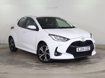 Used Toyota Yaris 2024 for sale - 79009676: Photo