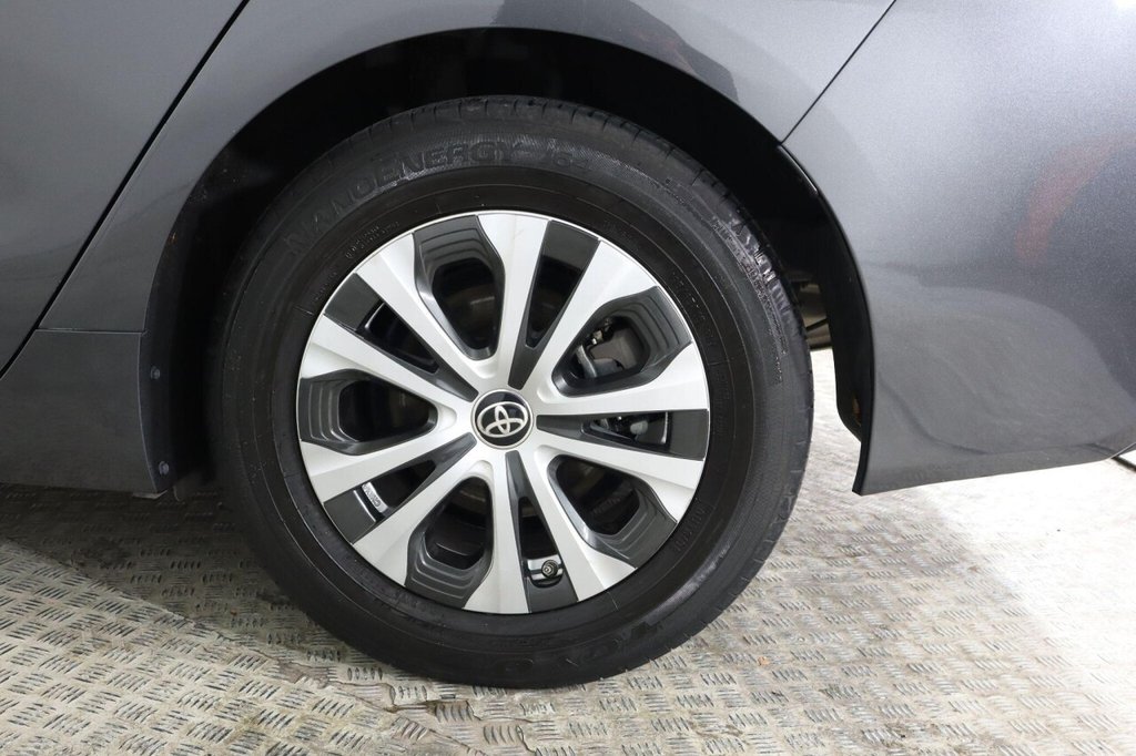 Used Toyota Prius 2022 for sale - 76783409: Photo 31