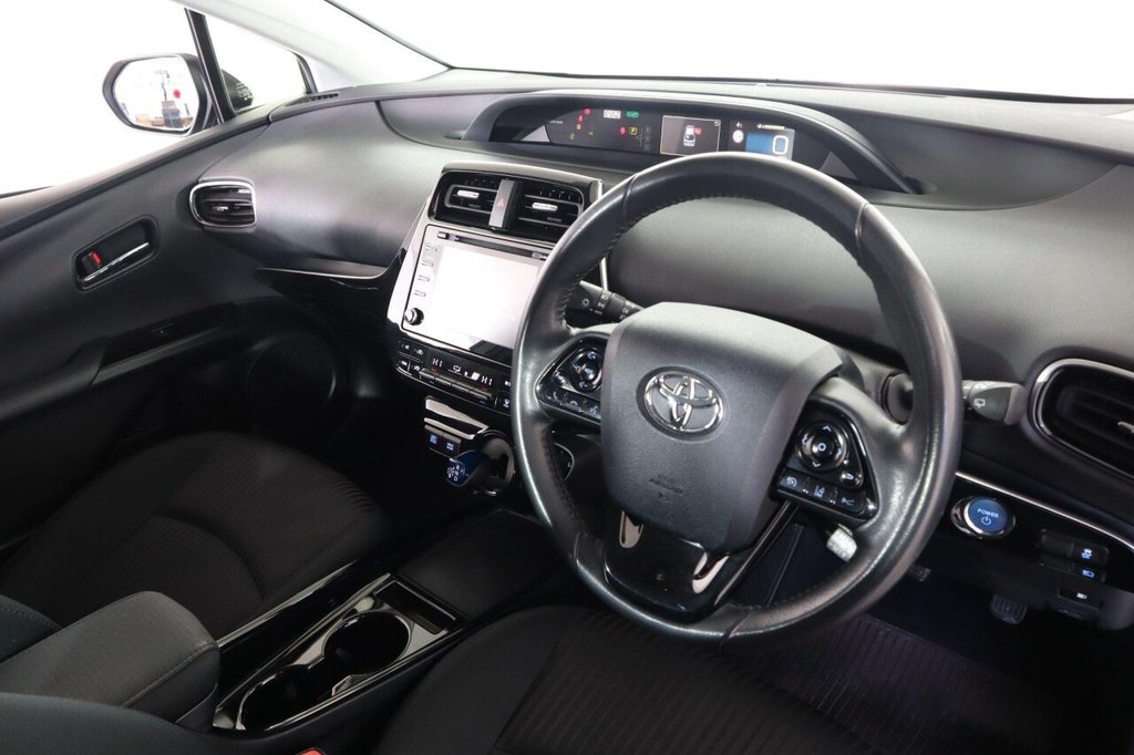 Used Toyota Prius 2022 for sale - 76783409: Photo 49