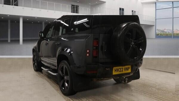 Used Land Rover Defender 2022 for sale - 77609002: Photo 3