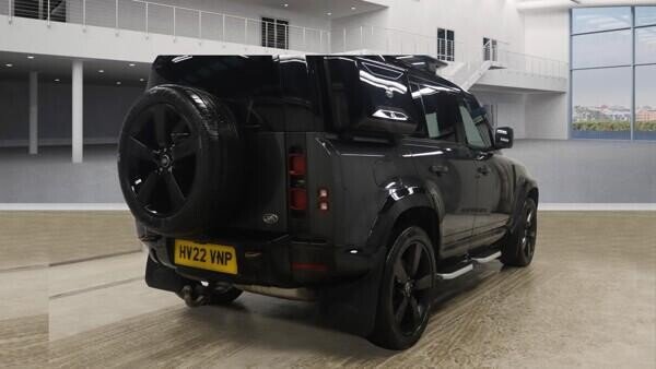 Used Land Rover Defender 2022 for sale - 77609002: Photo 5