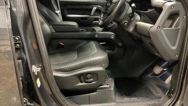 Used Land Rover Defender 2022 for sale - 77609002: Photo 6