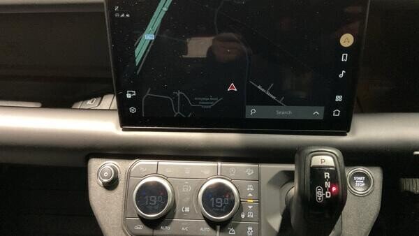 Used Land Rover Defender 2022 for sale - 77609002: Photo 8