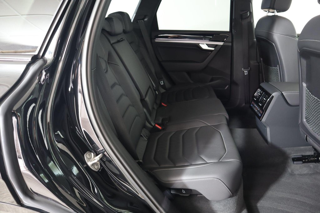 Used Volkswagen Touareg 2023 for sale - 78219285: Photo 14