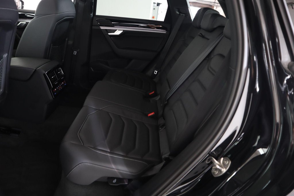 Used Volkswagen Touareg 2023 for sale - 78219285: Photo 16