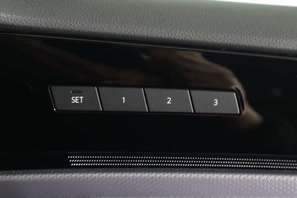 Used Volkswagen Touareg 2023 for sale - 78219285: Photo 27