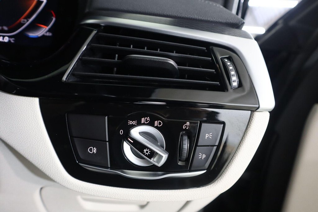 Used BMW 5 Series 2023 for sale - 76950438: Photo 31