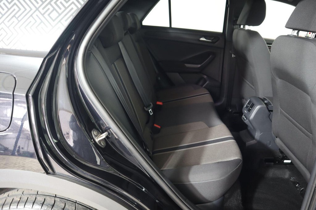 Used Volkswagen T-Roc 2021 for sale - 78110150: Photo 14
