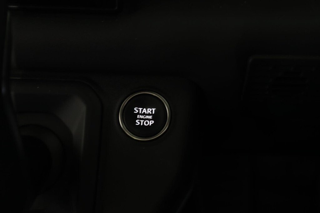 Used Land Rover Defender 2023 for sale - 77356163: Photo 22