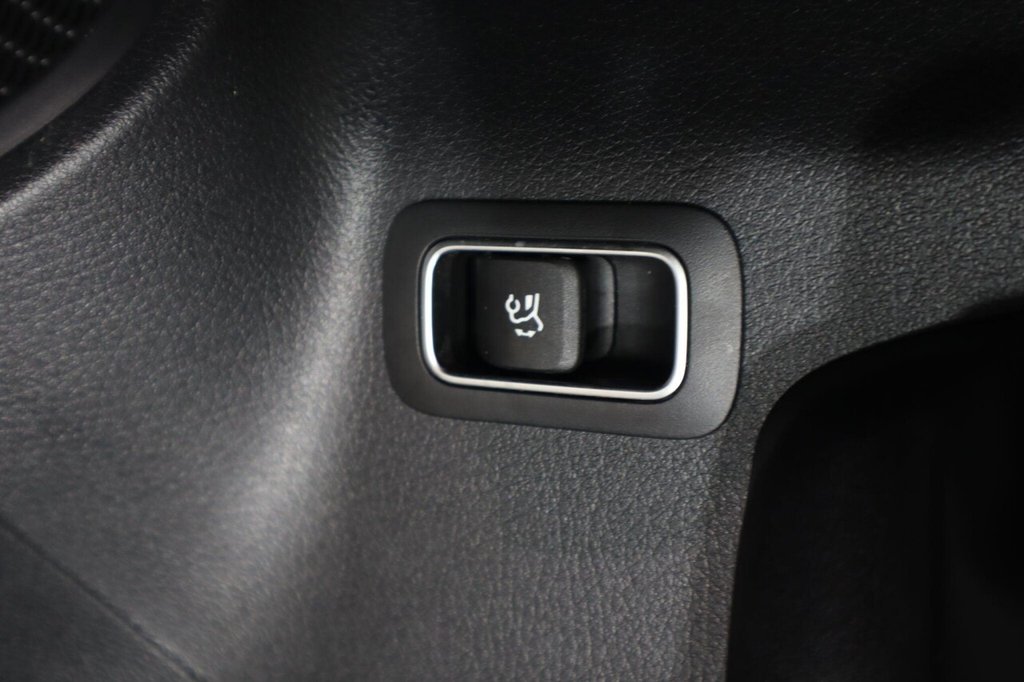 Used Mercedes-Benz GLB 2023 for sale - 77422618: Photo 28