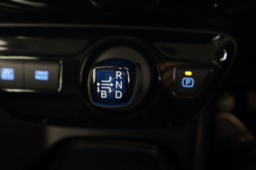 Used Toyota Prius 2022 for sale - 76798169: Photo 21