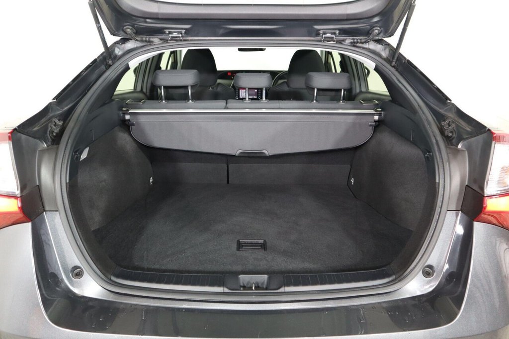 Used Toyota Prius 2022 for sale - 76798169: Photo 42