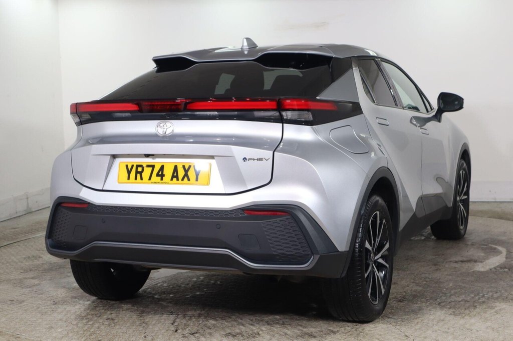 Used Toyota C-HR 2024 for sale - 77172134: Photo 10