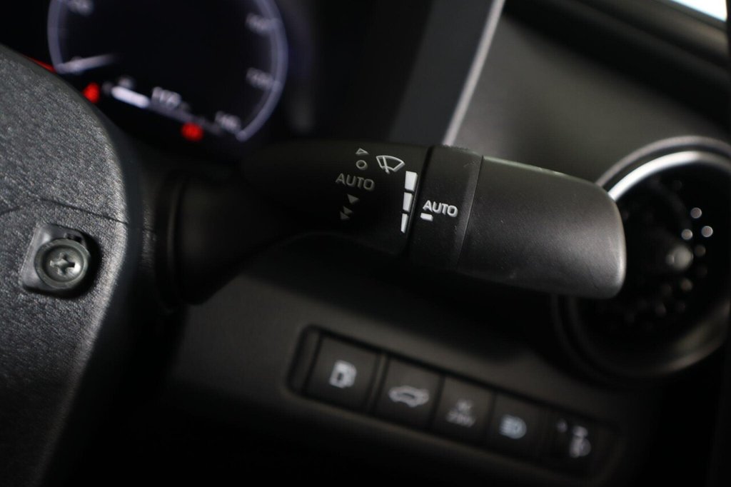 Used Toyota C-HR 2024 for sale - 77172134: Photo 19