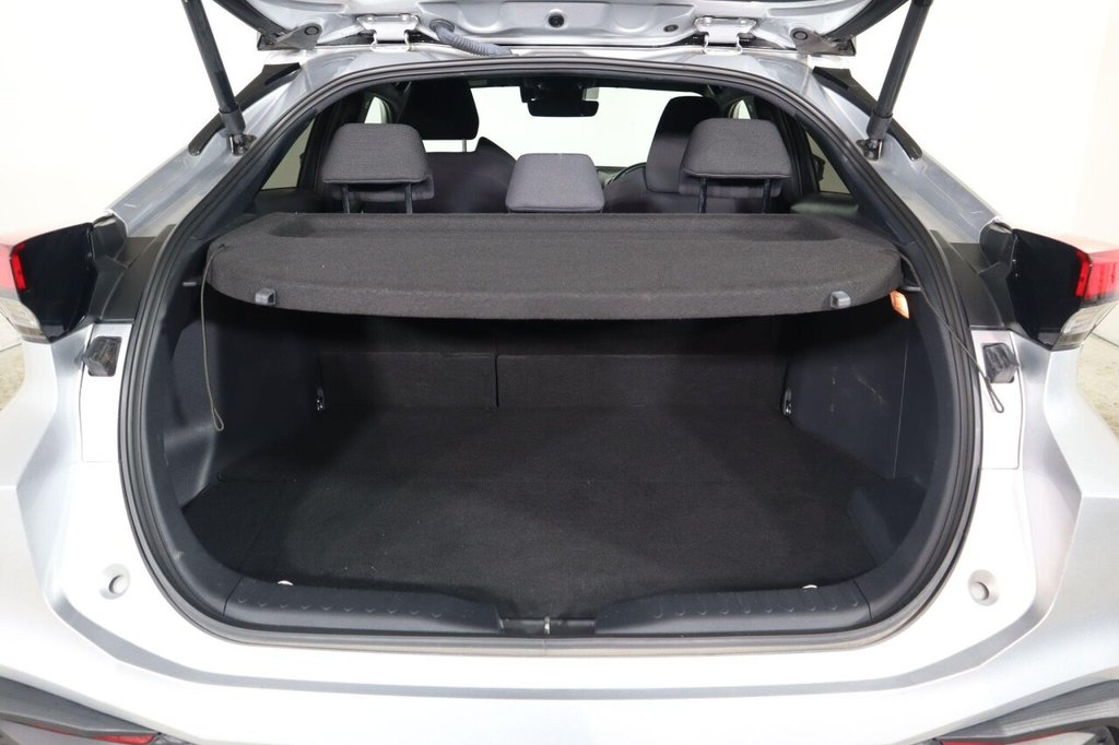 Used Toyota C-HR 2024 for sale - 77172134: Photo 44