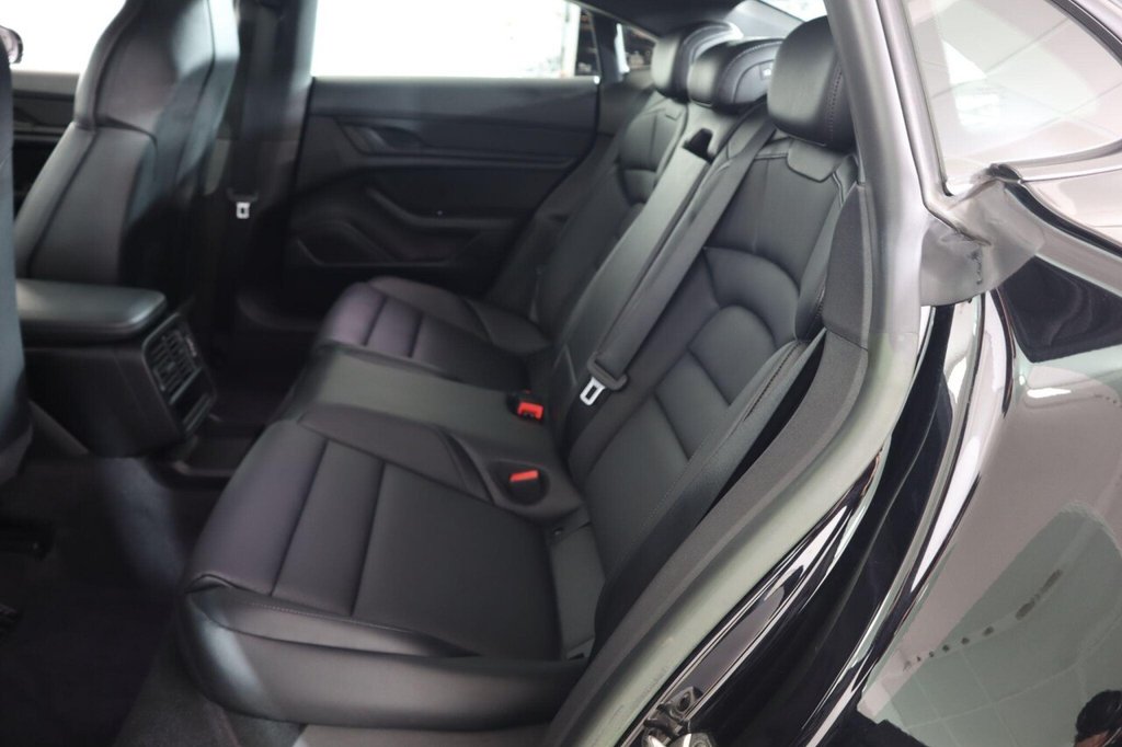 Used Porsche Taycan 2022 for sale - 77133262: Photo 16