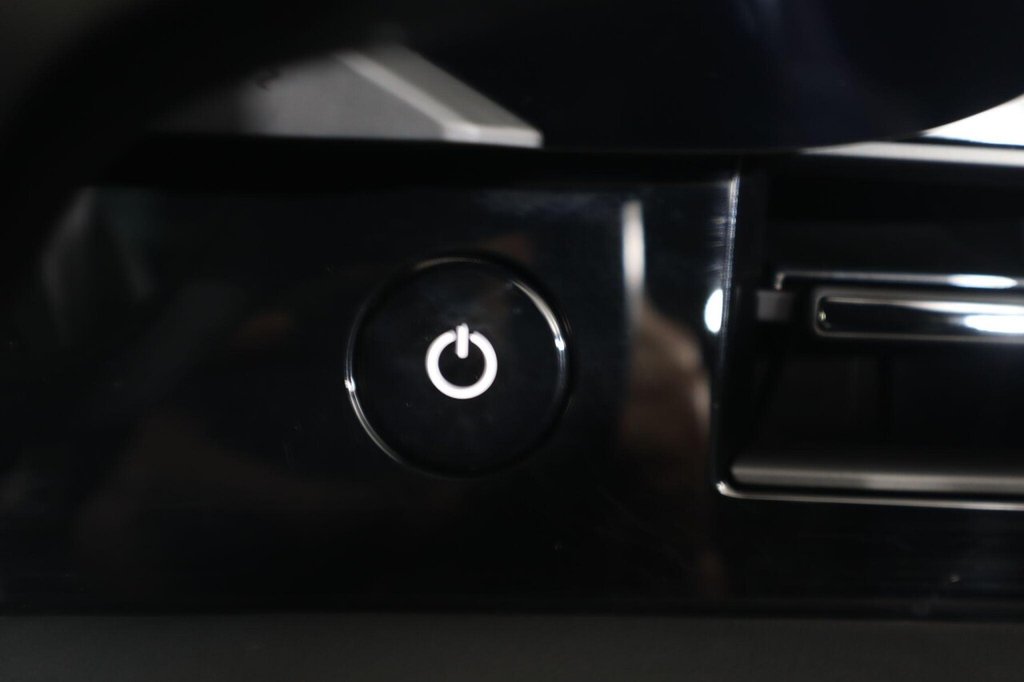 Used Porsche Taycan 2022 for sale - 77133262: Photo 24