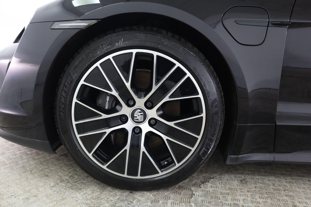 Used Porsche Taycan 2022 for sale - 77133262: Photo 39