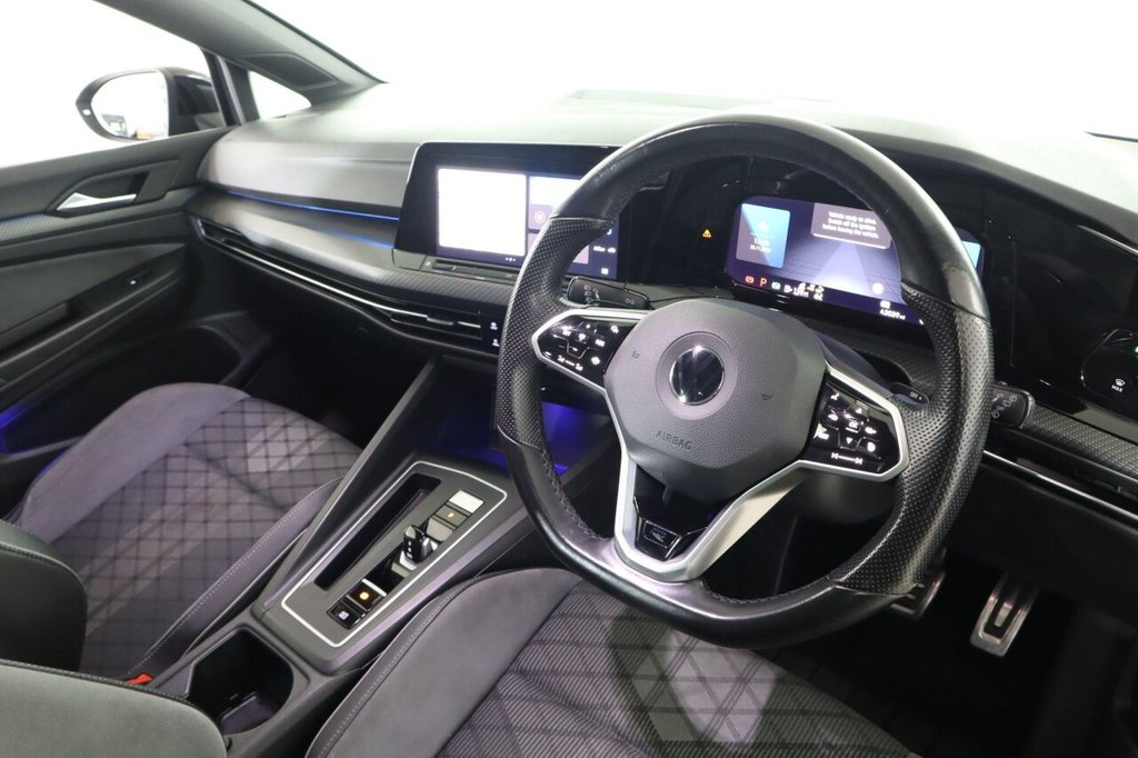 Used Volkswagen Golf 2020 for sale - 76711455: Photo 3