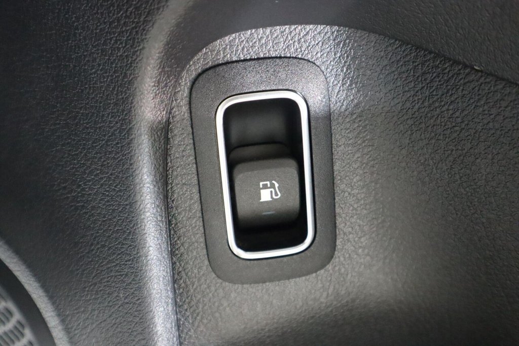 Used Mercedes-Benz CLA 2023 for sale - 76986226: Photo 23