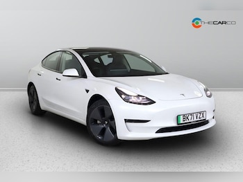 Tesla - Model 3